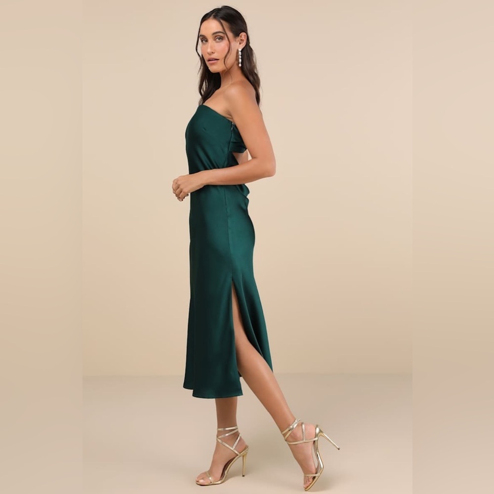 Lulus Effortless Bliss Emerald Satin Strapless Cowl Back Midi Dress - Picture 2 of 6